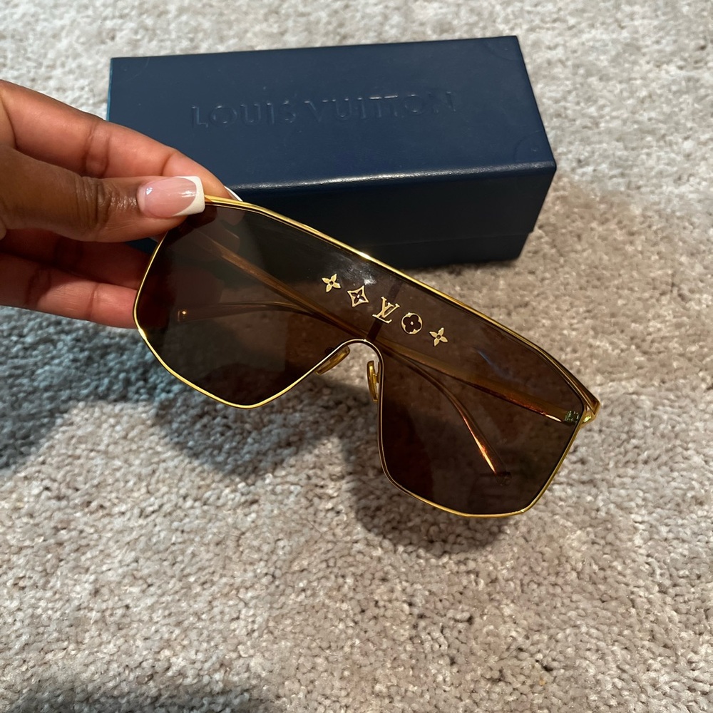 Louis Vuitton Gold Frame Sunglasses with Brown Lenses